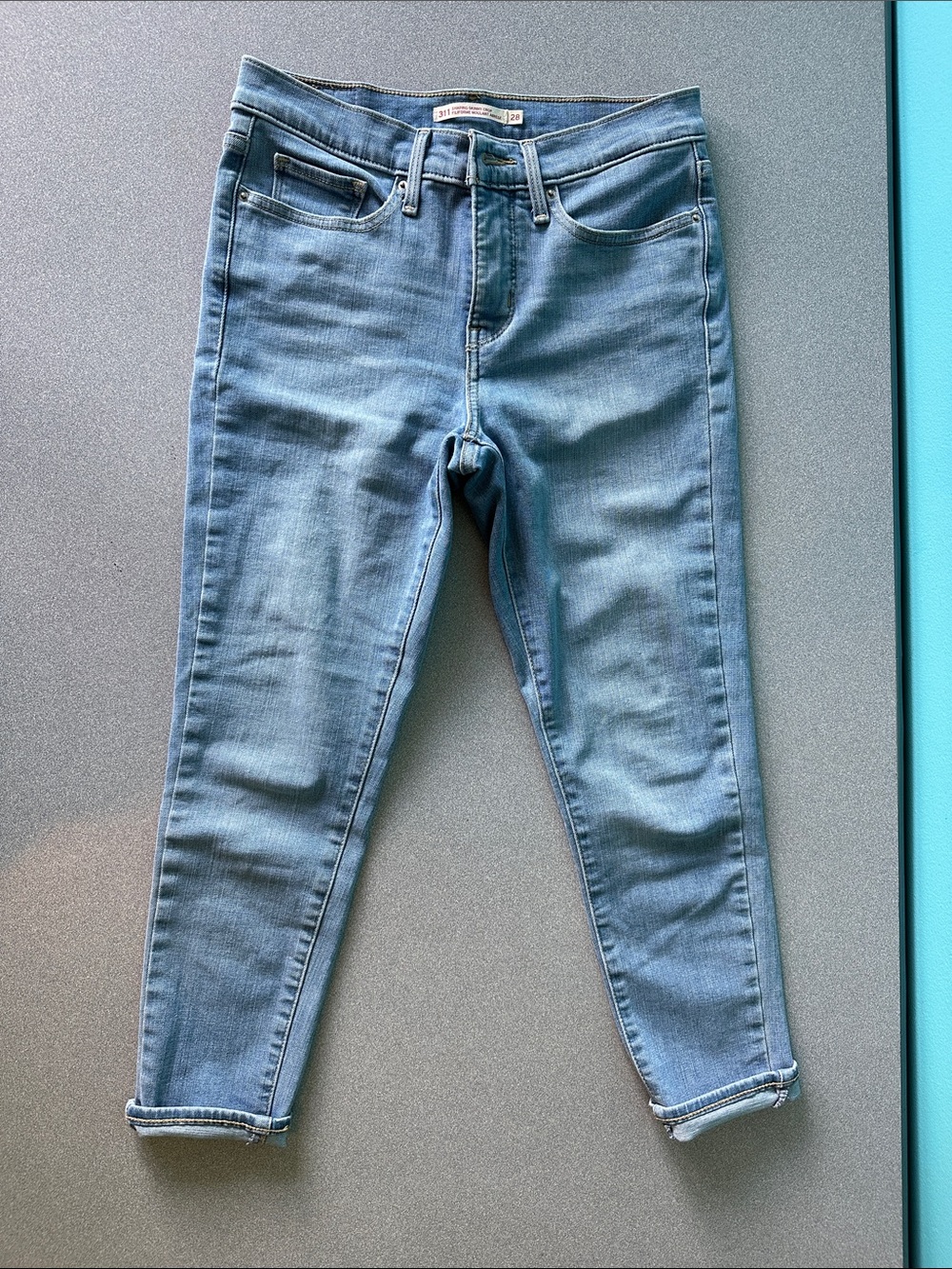 LEVIS | WOMENS | 311 SHAPING SLINNY CROP JEANS | SIZE 28
